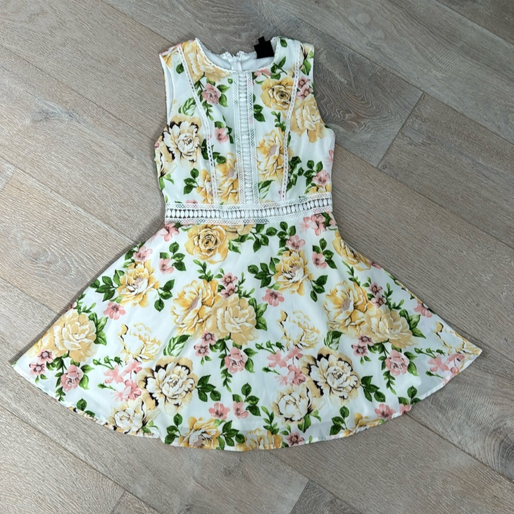 Disney princess brand for juniors Belle theme sleeveless dress